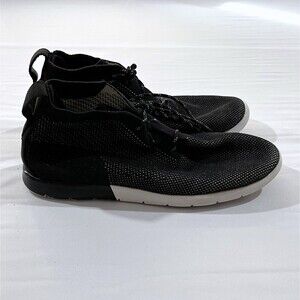 UGG Australia Freamon Hyperweave Black Chukka Boot Shoes Men's size 11.5
